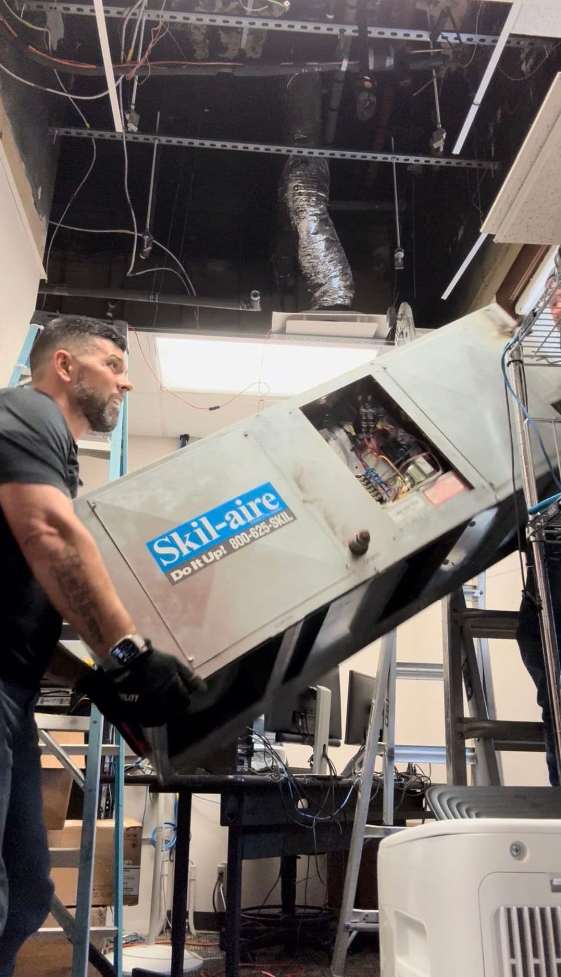 Efficient HVAC Upgrade at Federal Court House Data Room